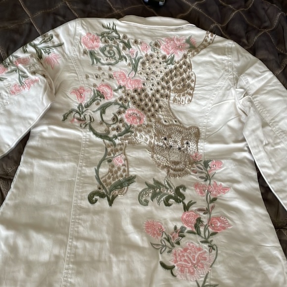 Fancy jacket - Picture 6 of 9